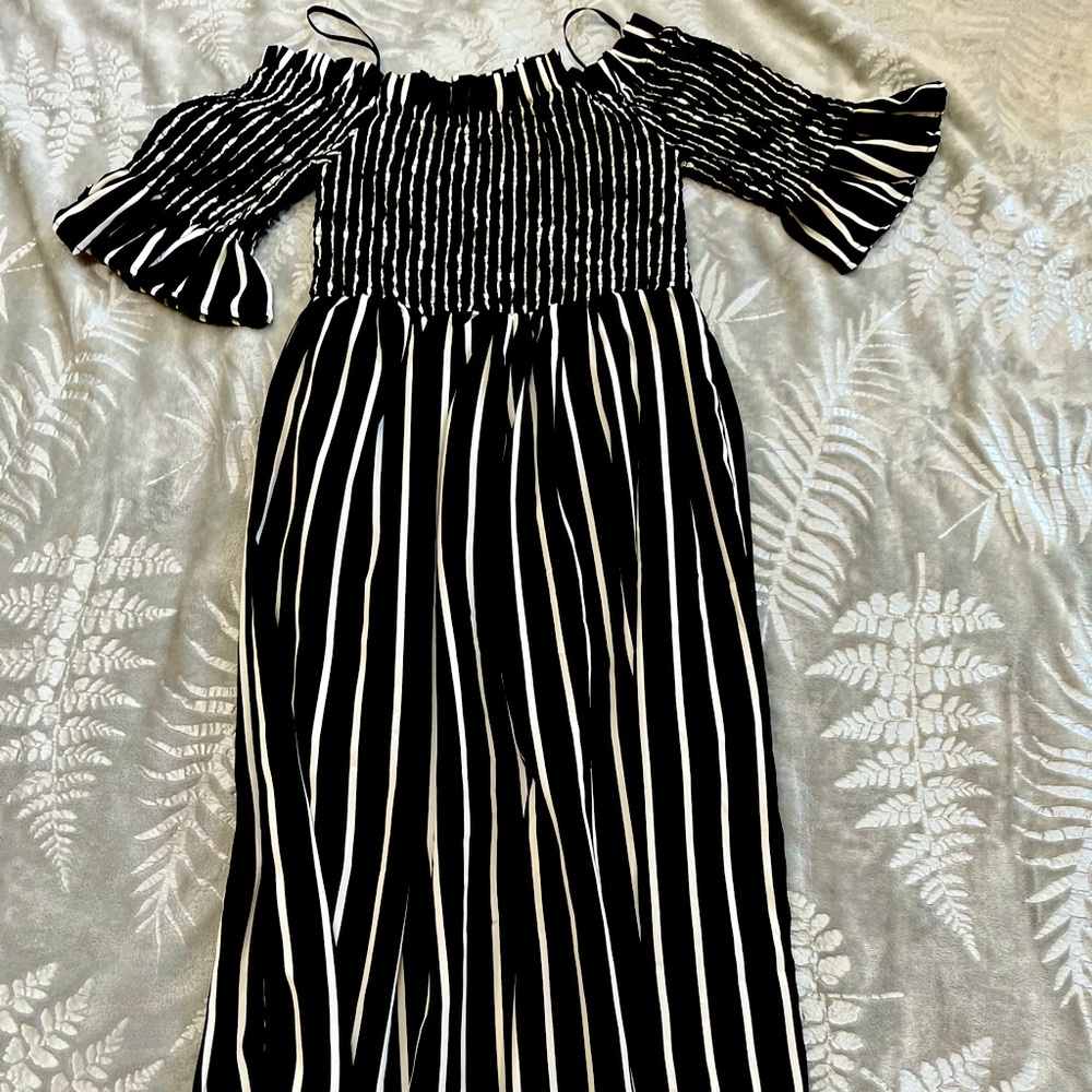 NWT black/white design lab lord and Taylor striped dress
